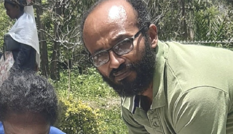 BBCAfrica's tweet photo. "I have run out of emotion because it is a living reality, I am just describing what I face daily."

Ethiopia's conflict has led to those in hospital needlessly dying, a doctor in Tigray tells the BBC's .
Full story 👉🏾 https://t.co/wzxeWZVH6H https://t.co/tef7nBASIw