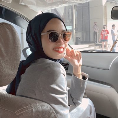 putryrani86's tweet photo. #FotoProfilBaru https://t.co/XU5tTIJFnb