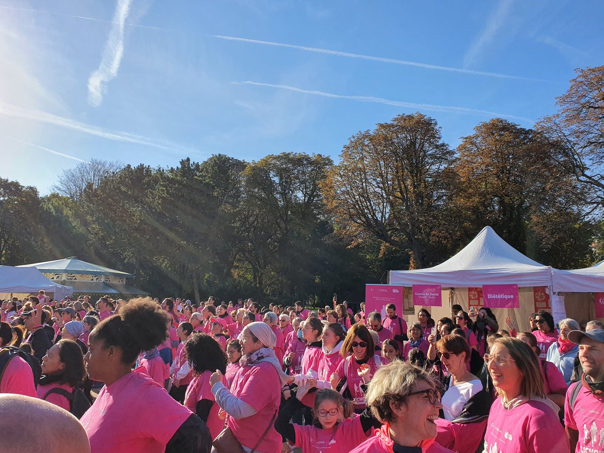 CedricAne's tweet photo. Près de 5000€ collectés ce matin pour la ligue contre le #Cancer lors de la #Clichoise de @villeclichy !
Encore une belle mobilisation pour cette édition 🏃♀️🏃♂️👏 https://t.co/67OlwFsdpE