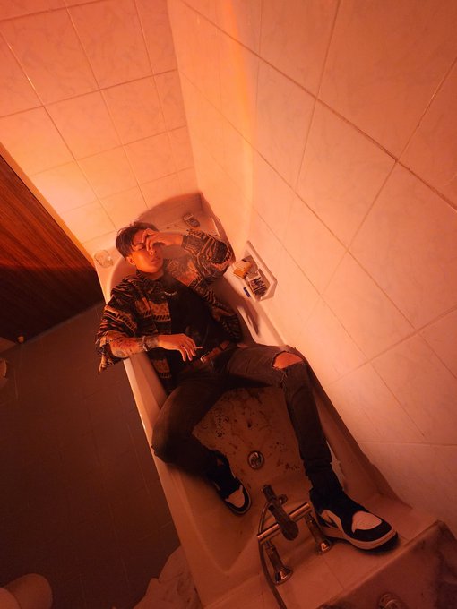 🎈 https://t.co/jGtorl3R0y<a href="/tag/imimmaim"class="tags"><span>#imimmaim</span></a>