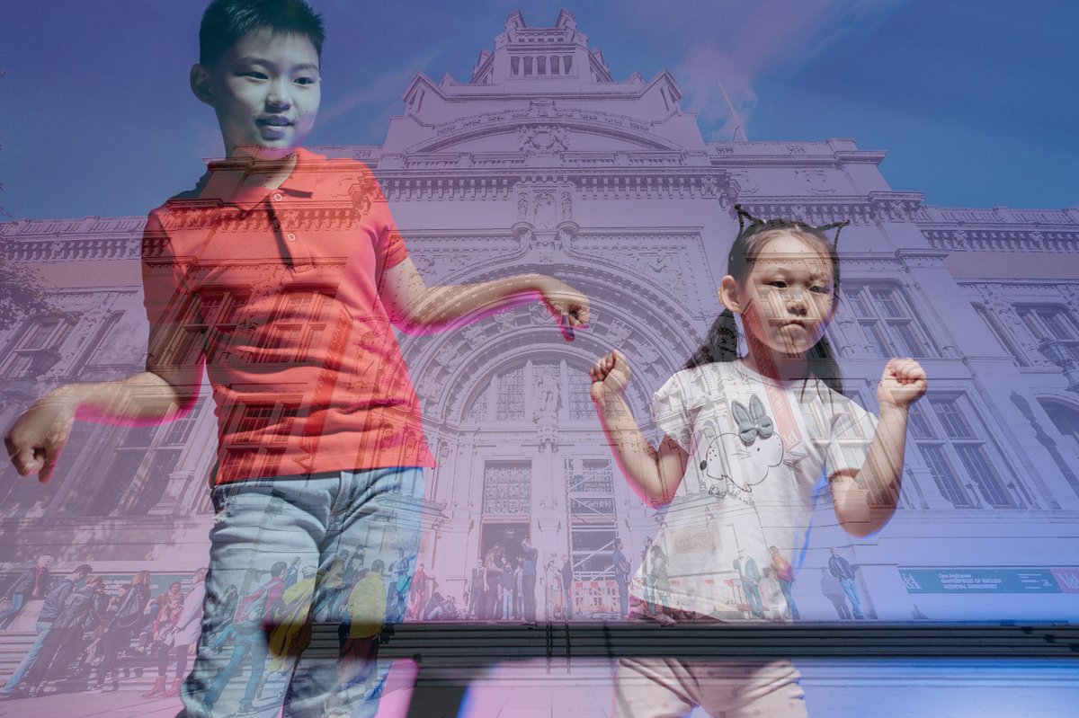 We will be in #London this coming week visiting the #Hallyu exhibition @V_and_A and preparing the connection with forthcoming #UK - #Korea schools workshops around #innovation #identity. Don't hesitate to reach out if you are in London and want to connect...
#HallyutheKoreanWave