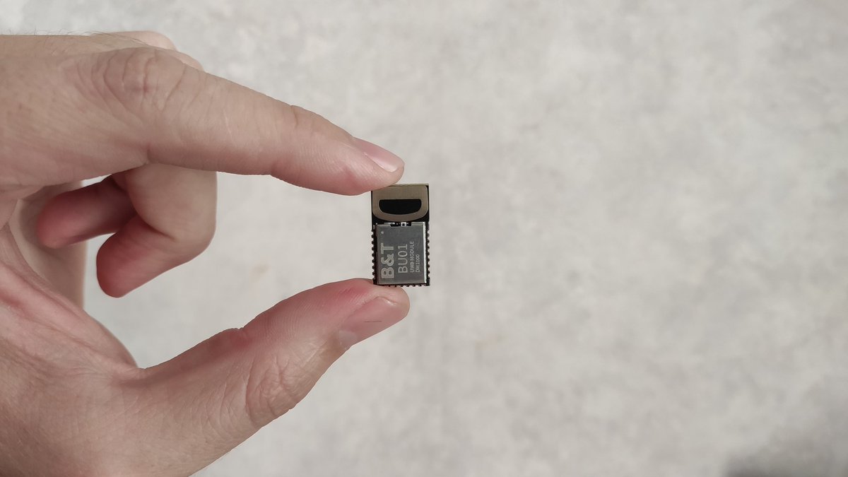 Lucky1386727045's tweet photo. I have been interested in #UWB technology for a long time. Finally got a chance to test it. For the test, I took an expansion board for the #TWATCH from @lilygo9, which is built on the basis of the #BU01 module, which, in turn, is based on the #DW1000 MCU from @Decawave. https://t.co/rJFW8RKBaB
