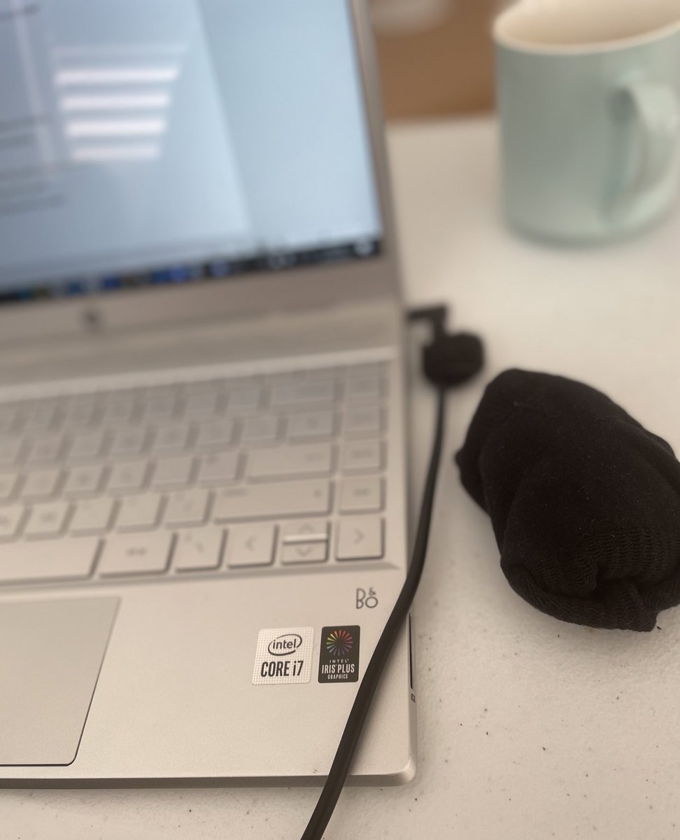 deliablack03's tweet photo. For anyone who has ever wondered if a pair of socks work as a mouse, they donโt! I tried - twice!
#early #morning #edits #bleary #eyes https://t.co/KowXcNZex8