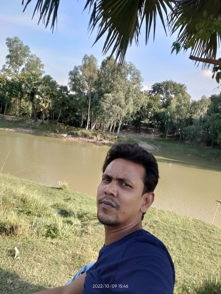 NeshanKhan6's tweet photo. এই পৃথিবীর বুকে আমার জন্য একটা মেয়ে আছে, সকল টুয়েটারের বুন্ধু গণ দেশ-বিদেশ সবার কাছে আমার প্রশ্ন, আমার কপালে একটা মেয়েও জুটবে না, https://t.co/qpggwq16sH