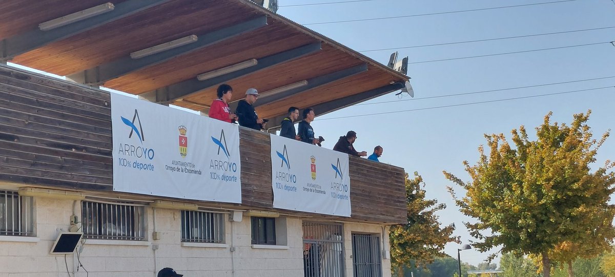 atv_racing's tweet photo. Última prueba del regional de Castilla y León de #automodelismo 1/8 tt eléctrico en las I.D. de #PICAL en Arroyo de la Encomienda. Miembros del club @atv_racing compiten para mejorar sus posiciones en el campeonato Todavía todo por decidir. @DeportesVLL @Deportesjcyl https://t.co/As8RkDSocA