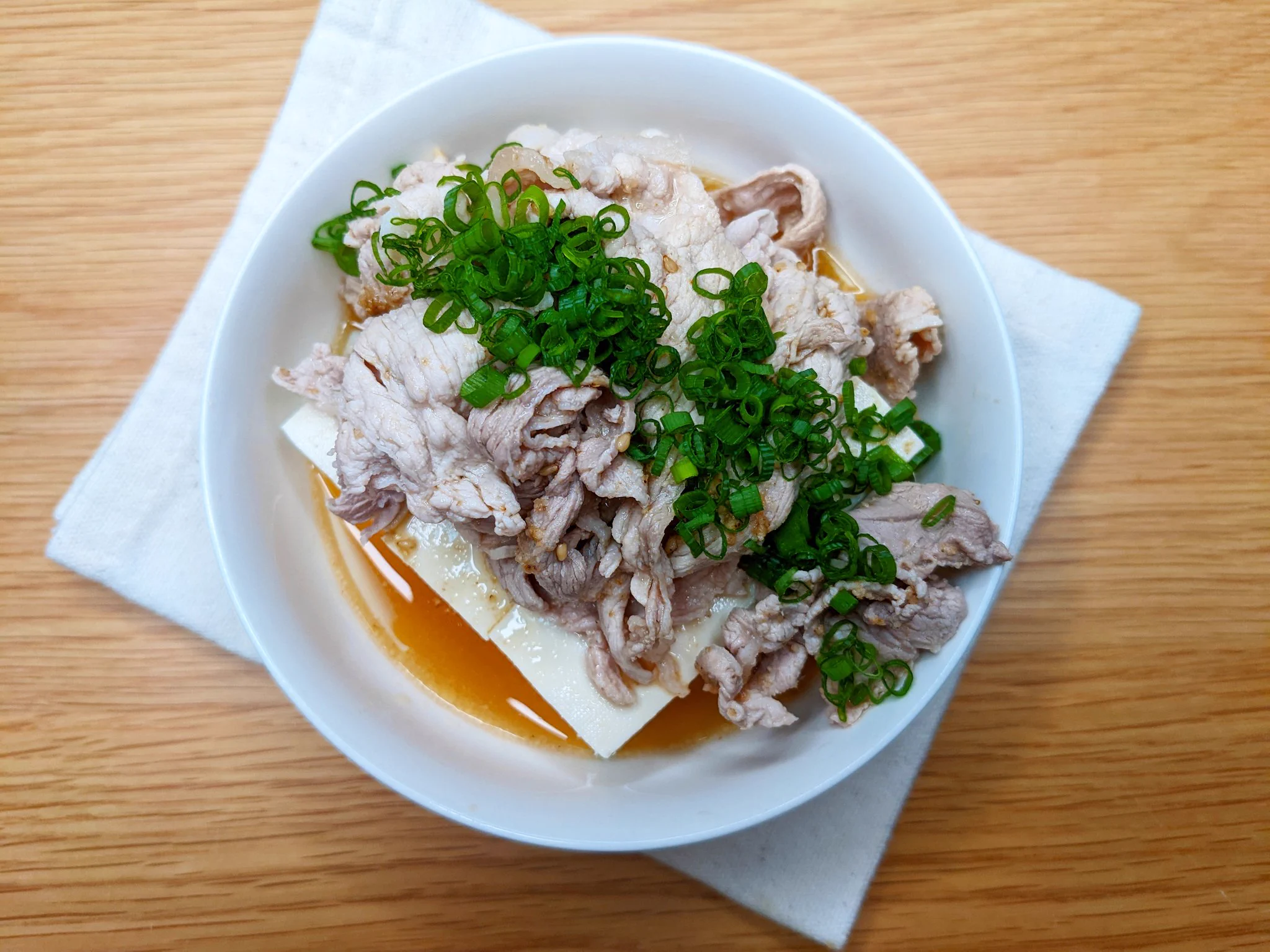 いくらでも食べられちゃう！？ヘルシー「胡麻しゃぶ豆腐」。