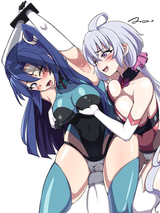 や、やめろ雪音っ せんぱぁい↑ 