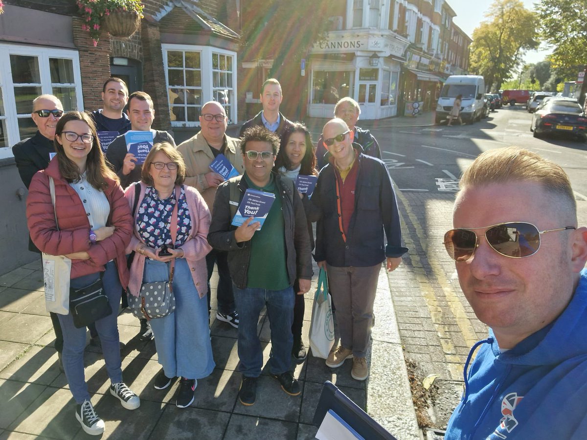 ☀️🔵 Spreading the @Conservatives message in #Enfield this weekend supporting strong local candidates. @CCACllrs @ESouthgateCon #GetBritainMoving #torycanvass