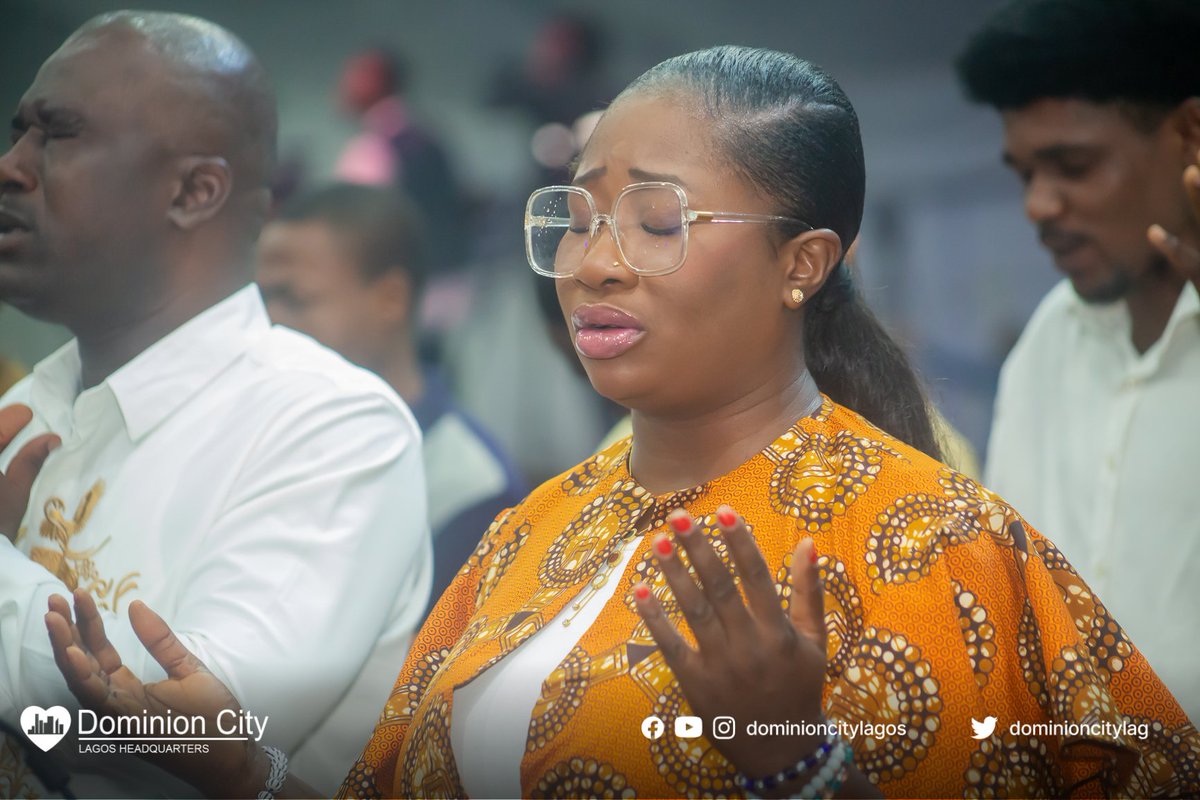 dominioncitylag's tweet photo. We stand in awe of you Lord, and just want to pour our love on you.
#DominionCity
#DCLagosHQ
#AudacityOfFaith
#WorshipHighlights https://t.co/SktlIXgMTU