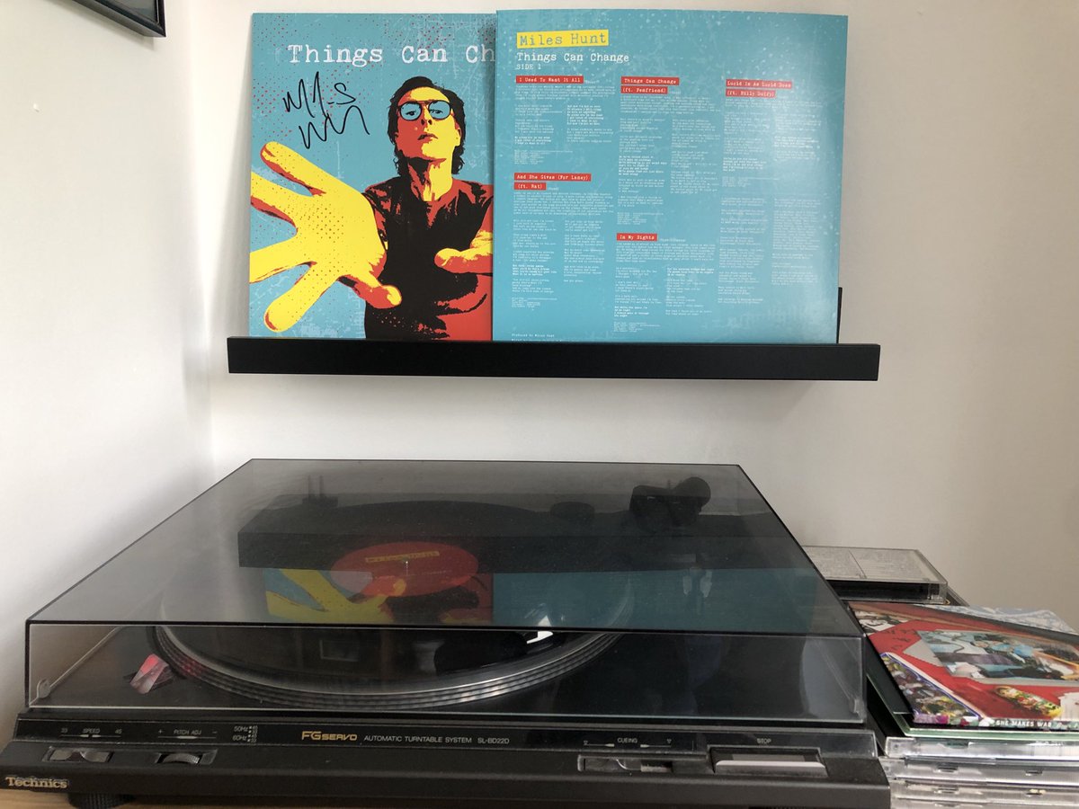 ⁦<a href="/mileshuntTWS/">Miles Hunt</a>⁩ arrived. Played. Marvellous, thanks for the music as ever 👍 See you on the 19th November in Liddy.