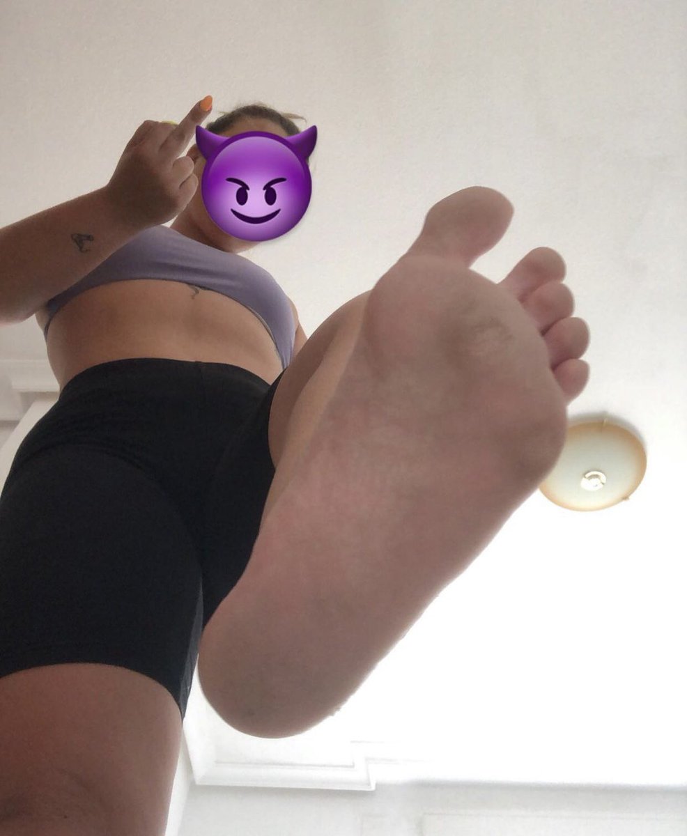 neablue7's tweet photo. Hello guys!  I'm back 🥵 follow me on my Instagram.

Ask me for your costum videos, premades or pics. https://t.co/w4UGk0KZtF