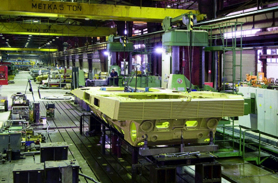 RyszardJonski's tweet photo. The only active production line for new tank hulls in Europe is at the METKA plant in Volos ,Greece, where the Leo 2 hulls are welded.
It is probably the only place in the whole of NATO where new hulls are welded. Leclerc line closed in 2010 and Abrams are rebuilt from old hulls. https://t.co/MYFd2EYOez