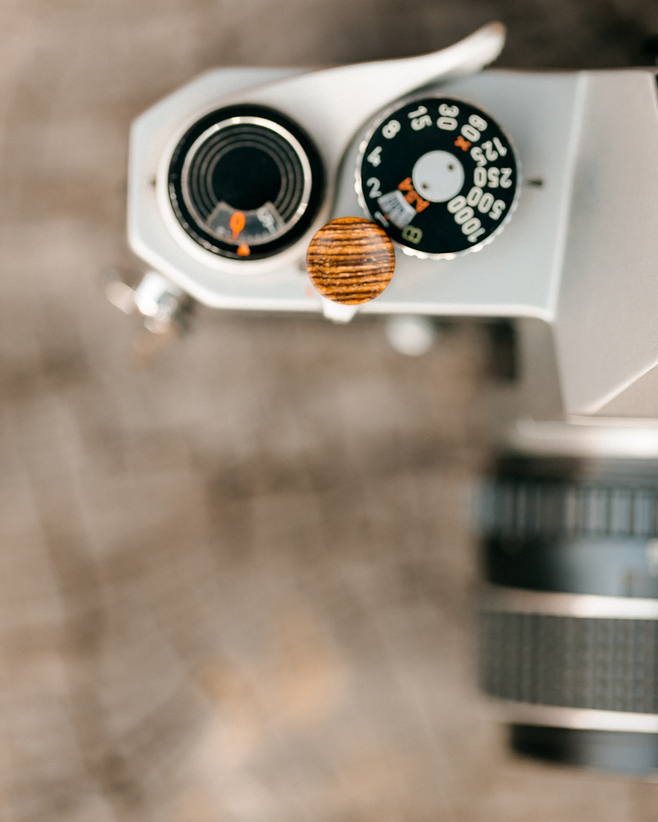 ArtisanObscura's tweet photo. Simple. Clean. Beautiful.
#ArtisanObscura #PutAButtonOnIt #InspireYourCraft #SoftReleaseButton #HotShoeCover #CameraAccessories #Craftsmanship #CameraBling #Photographer #Photoshoot #CameraGeek #Cameras https://t.co/wC9Lmm2h6C