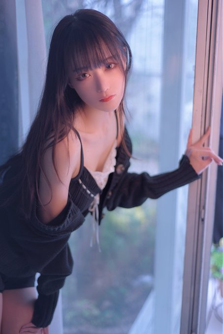 コスプレイヤーしろさきのTwitter画像24