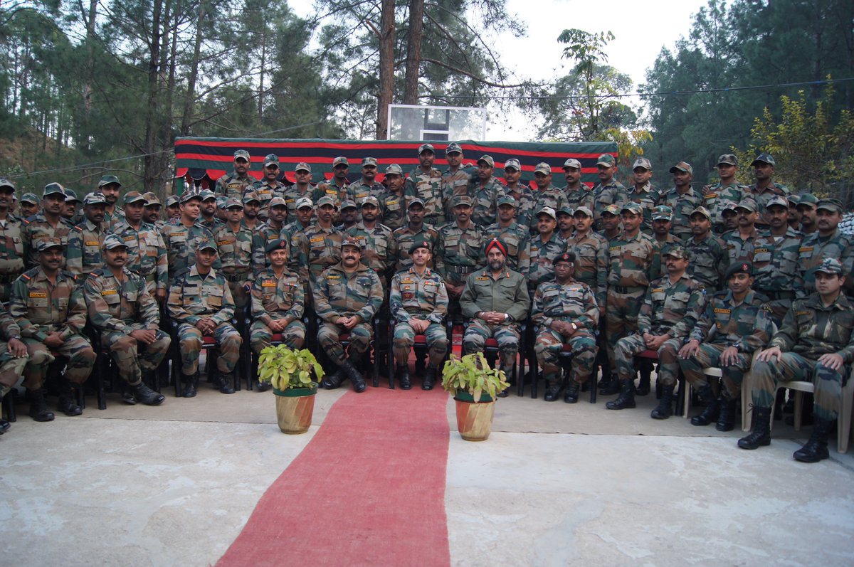 Mohanlal's tweet photo. On this #TerritorialArmyDay, I cherish and salute the great efforts of all my fellow soldiers for their unwavering commitment and courage. Proud to be a part of the 122INF BN (TA) Madras, Kozhikode. Jai Hind!

#TerritorialArmy #indianarmedforces https://t.co/4txTB513XP