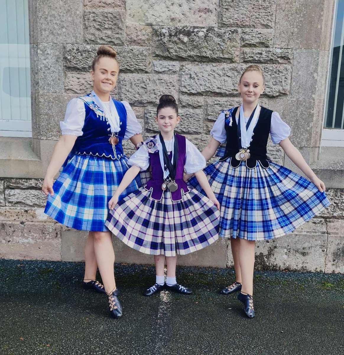 SchombergSoc's tweet photo. Well done to our Kirknarra Highland Dancers who had a busy day yesterday competing at the Heart of Ulster Highland Dance Competition in Cookstown.

Great results for our dancers, who all brought home lots of medals to add to the collection! 

#Kirknarra https://t.co/jo9xBAiktD