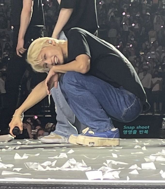 thinking about seventeen tweet media
