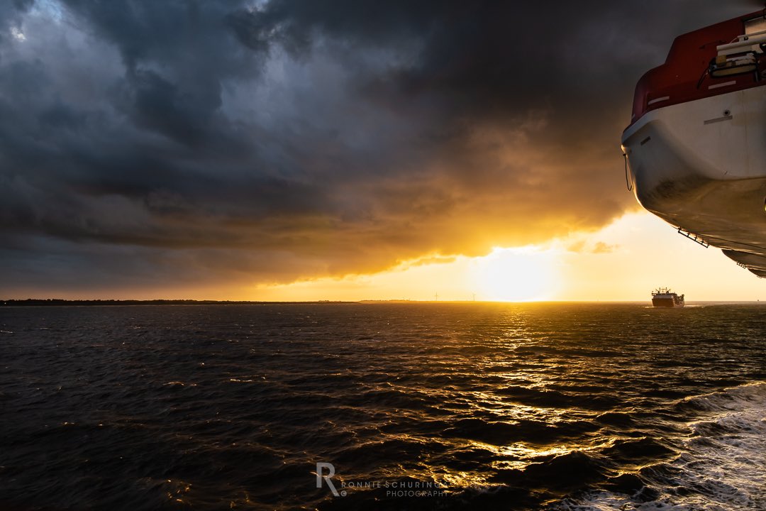 Heading home 🤢
9-10-2022 | 8.00 am

Holland Norway Lines

#instanaturelover #bestoftheday  #norge #naturephotography #nature_perfection  #fotocatchers #got__greatshots #bns_norway #bns_world #world_captures #world_beautifulshots #visitnorway #borkum #visitwadden #eemshaven