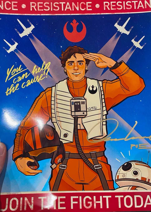 very cool moment to have my art seen and signed by oscar isaac himself!! thankyou to my lovely friend  for wanting to take my print for their meet and greet  #oscarisaac #poedameron 