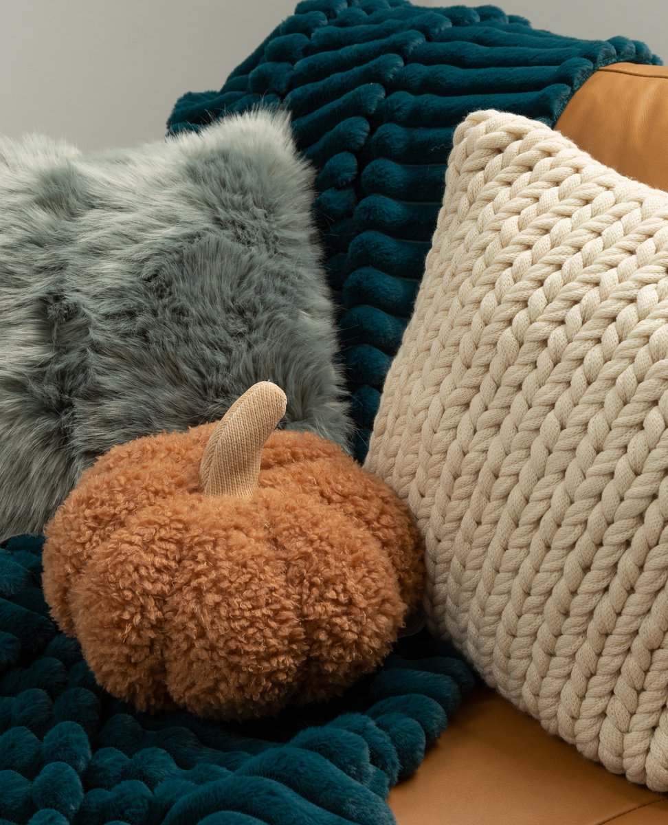 Cozy Sundays at home have never looked more gourd-geous 😉

l8r.it/2B1c