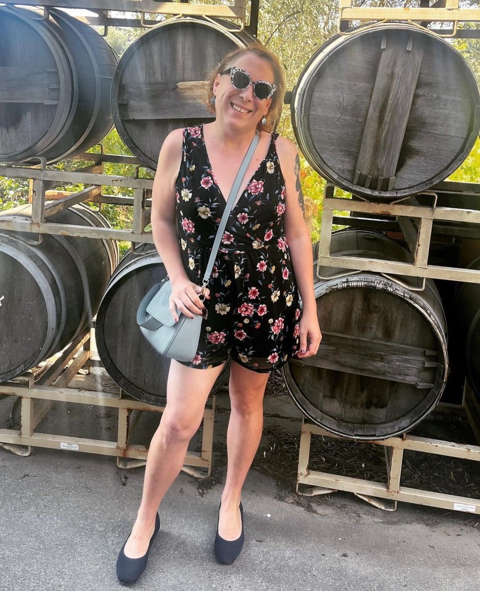 We had the joy of hosting fellow Bay Area resident, Jeopardy! legend, and newlywed Amy Schneider on one of our tours this week! Thank you for coming out to enjoy some wine with us, <a href="/Jeopardamy/">Amy Schneider</a>, and congratulations on all of your success! -GDT #winetour #winery #greendream
