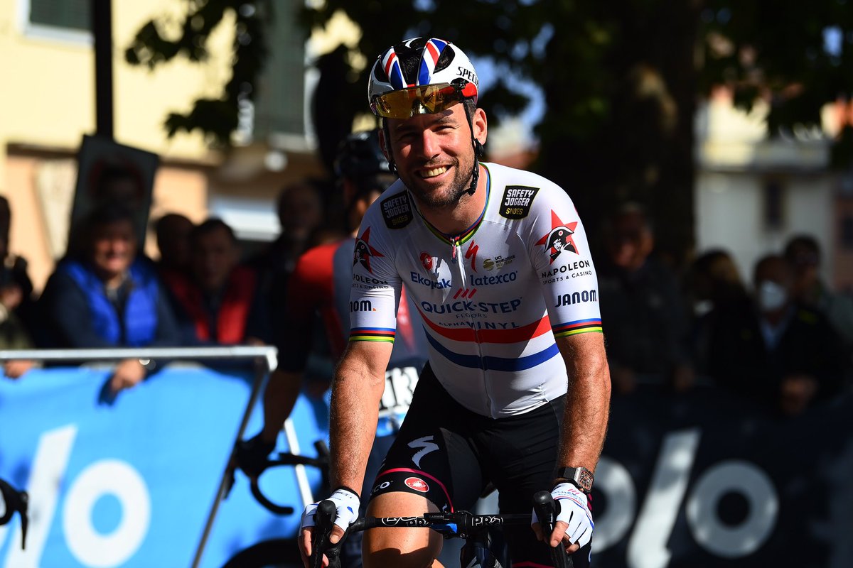 soudalquickstep's tweet photo. .@MarkCavendish with the Wolfpack (2013-2015; 2021-2022)

3️⃣7️⃣5️⃣ Race days

5️⃣9️⃣ 🥇

3️⃣6️⃣ 🥈🥉

What a champion 👏 https://t.co/XQ2iXGQ7Wa