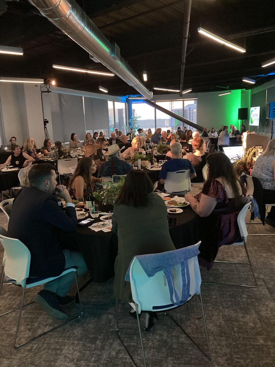 jrawls's tweet photo. @portvanusa Port reps had a great time last night at Columbia Springs dinner &amp; auction. Did you know every 5th grader in Vancouver and Evergreen schools comes here to learn about nature, fish &amp; other critters? Thank you for your work @ColumSpringsEEC ! https://t.co/xrde78TXnZ