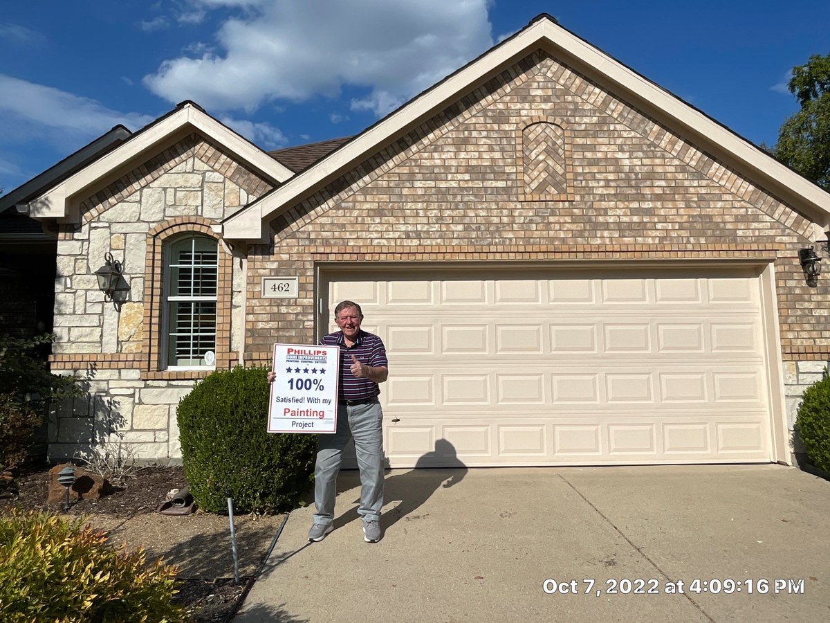 phi_dfw's tweet image. Another Happy Homeowner! 

So grateful to be able to put a smile on each of our customer&apos;s faces - Workmanship Beyond Your Expectations!

#thankfulgrateful #dfwcontractor #painting #roofing #gutters #siding #windows #phillipshomeimprovements #phi25