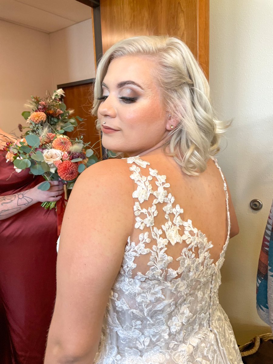 hailliryanne's tweet photo. I’M A MF WIFE NOW 💍❤️ https://t.co/gjYuELf64L