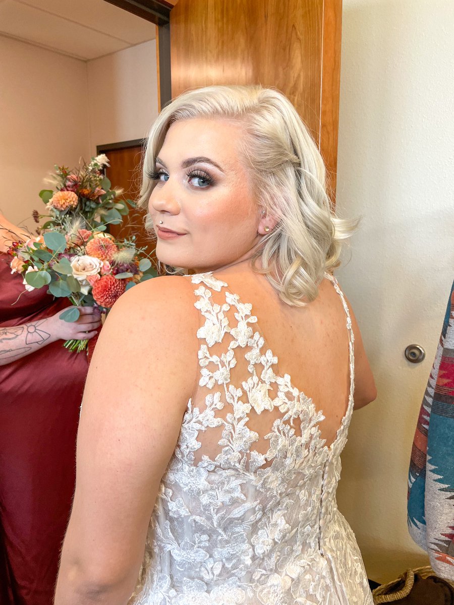 hailliryanne's tweet photo. I’M A MF WIFE NOW 💍❤️ https://t.co/gjYuELf64L