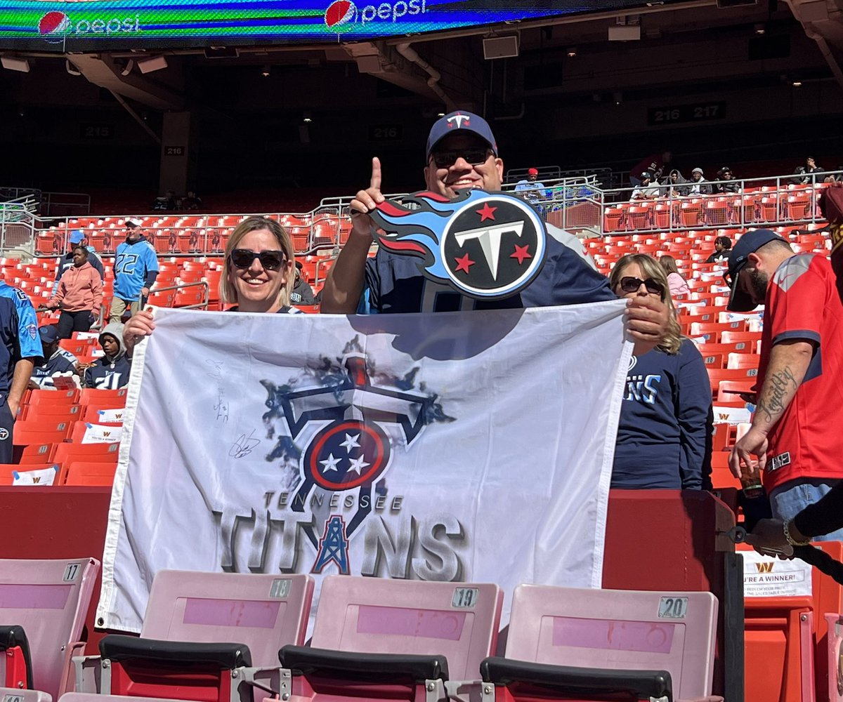 .<a href="/TTFIH1/">TTFIH</a> representing at <a href="/FedExField/">FedExField</a>. 

#Titans