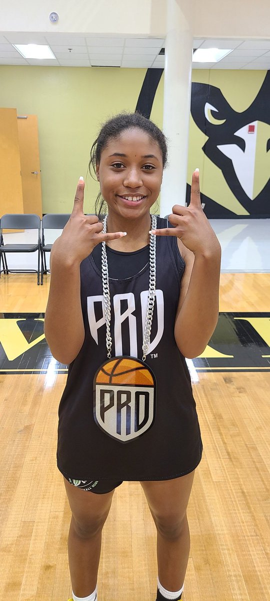 #PROChain:Man

Kayley Wedlow | <a href="/LondonBY2026/">London Bryant-Young</a>

💥 College Coaches 
💥Came out to support 

💥PRO  MOVEMENT 
💥SHOWCASE 
💥THANK YOU

<a href="/Jarrett_PRO/">Jarrett PRO</a> 
<a href="/KyleSandy355/">Kyle Sandy</a>
<a href="/PRO_Movement1/">#PRO Elevation Inc. | #PRO Movement Athletics</a>
<a href="/ArnettC_PRO/">Arnett C. Cooper</a>

#PRO: FALL FASTBREAK Grils 2022
#AgainstAllOdds