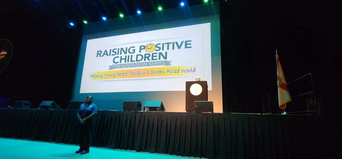 Barbarasharief's tweet photo. We had a great night at the Raising Positive Children event in Pembroke Pines. The movie "Screenagers" was AMAZING! An important message for us: listen more, validate more, and allow your kids to develop and learn positive coping mechanisms for stress and anxiety. #pembrokepines https://t.co/P7QYza4ePI