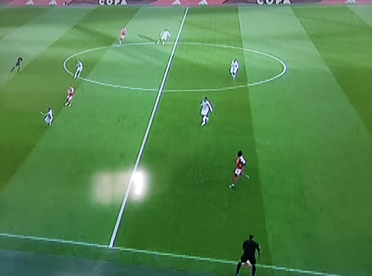 SLOT OUT tweet media