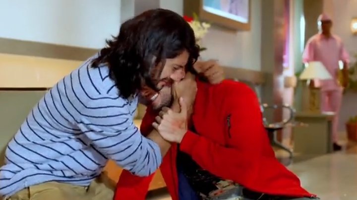 saarhairadha's tweet photo. big brother om is my favorite genre of om. nothing can top this version of omkara, NOTHING.

#ishqbaaaz • #OmRu https://t.co/EDlfPyo0CG