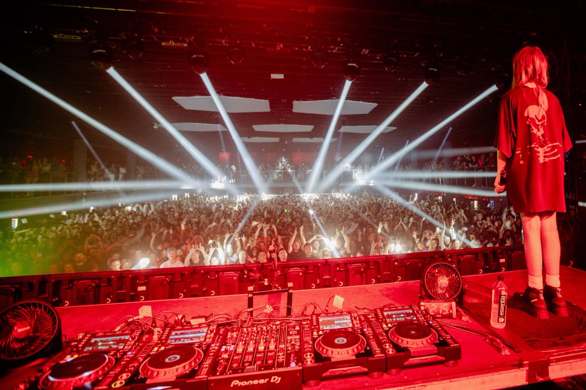 awonderland's tweet photo. SOLD OUT ECHOSTAGE LAST NIGHT thank u 🙏 https://t.co/cR9Ra7Kn62
