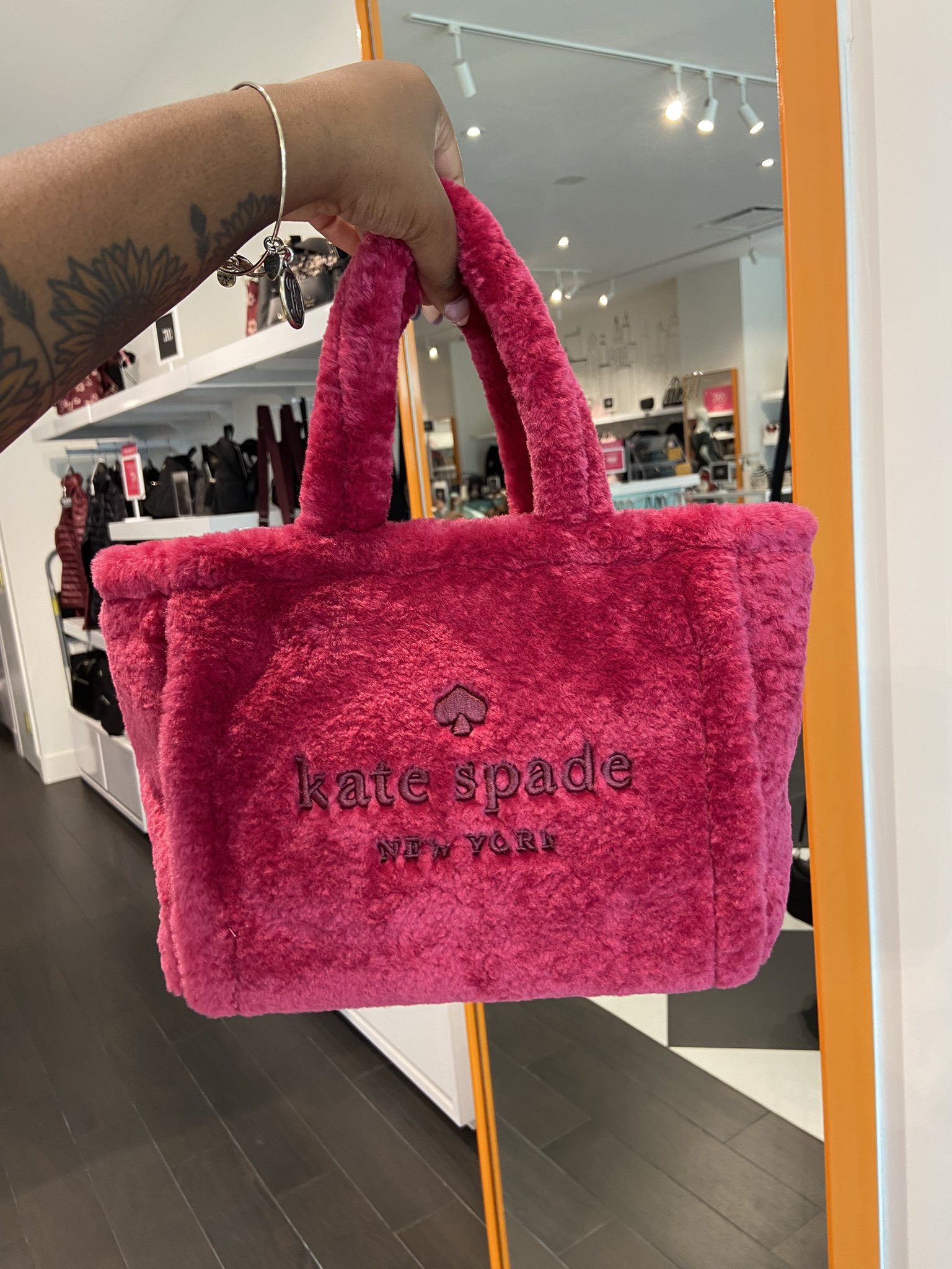 kate spade new york (katespadeny) / Twitter