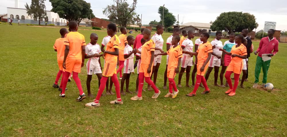 eduballug's tweet photo. The #EduBallLeague2022. Biwuwla primary school @laker_win hosting magunga primary school @bin_oshabe 
These games are an opportunity for children to practice gained skills in a competitive environment that represents their communities.

Full time score
Girls 1-1
Boys 2-0 https://t.co/HGCCluiz6k