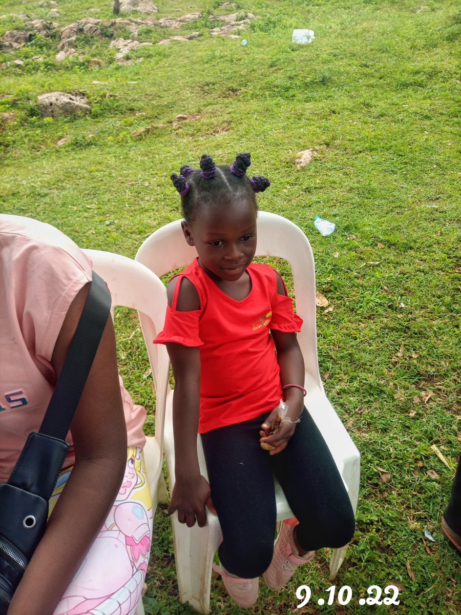 RedefiningTro's tweet photo. About the #Hike4Girl's
This is our youngest hiker 
She is called #Railey
In case you are wondering she reached the summit of the Rock https://t.co/MMnugO4o8Y