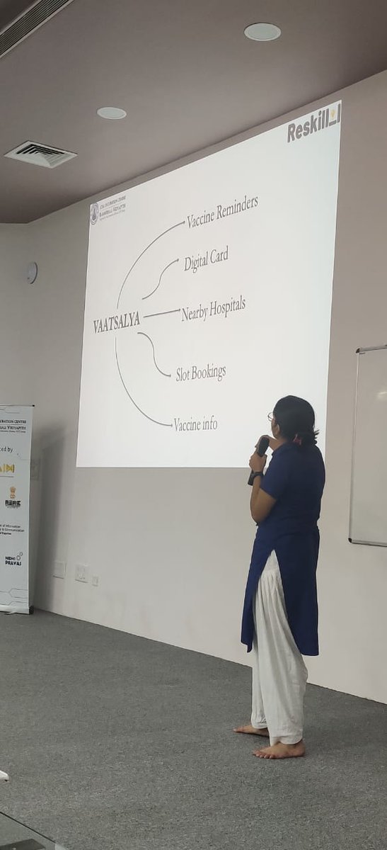 Reskilll's tweet photo. Team DeBuggers presenting their idea during the final pitch session at VC Hackathon 2.0. 
@Aic_banasthali | @Banasthali_Vid

#vchack #Azure #MicrosoftAzure #VCinnovationchallenge #hackathon #aicbanasthali #banasthalividyapeeth #Day2 https://t.co/eiqAtHtCiF
