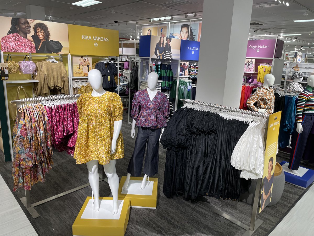 TGTSteph's tweet photo. Run!! 💨 Come grab the Designer Dress Collection at T-1344! Featuring #SergioHudson #KikaVargas #LaLigne Special recognition to TM Angie for helping set this beauty with me! 💃 ⁦@KellyMcGarrity⁩ ⁦@JoellDelacruz07⁩ ⁦@NicoleTonnessen⁩ ⁦⁦@StevenRosini⁩ https://t.co/nNQpyEbnNH
