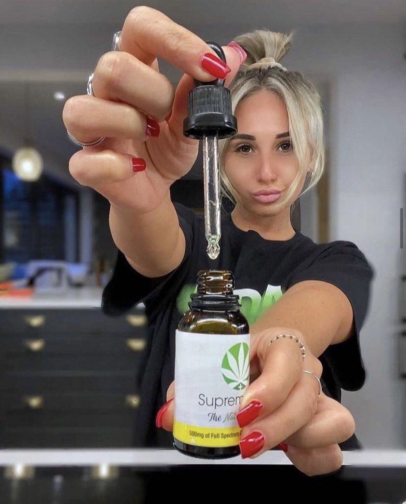 SupremeCBD_IRL tweet media