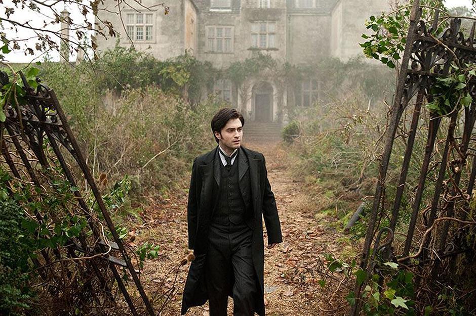 Thomp_Martin's tweet photo. #NowWatching The Woman in Black #BlackDogHomework https://t.co/aAkh1Cil08