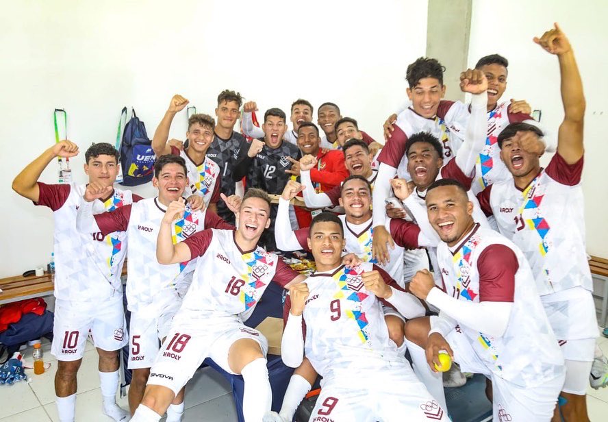 Ronaldoch10 tweet media