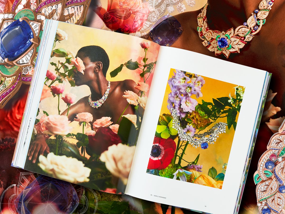 Bulgariofficial's tweet photo. Discover the latest #BulgariHighJewelry collection through the lavishly illustrated new book #Bulgari Eden: The Garden of Wonders by #SimoneMarchetti and #LuciaSilvestri. Pre-order from @Rizzoli_Books at https://t.co/qwZBu6wud8 #Bulgari #EdenTheGardenOfWonders #RizzoliBooks https://t.co/oIFJJ3UPND