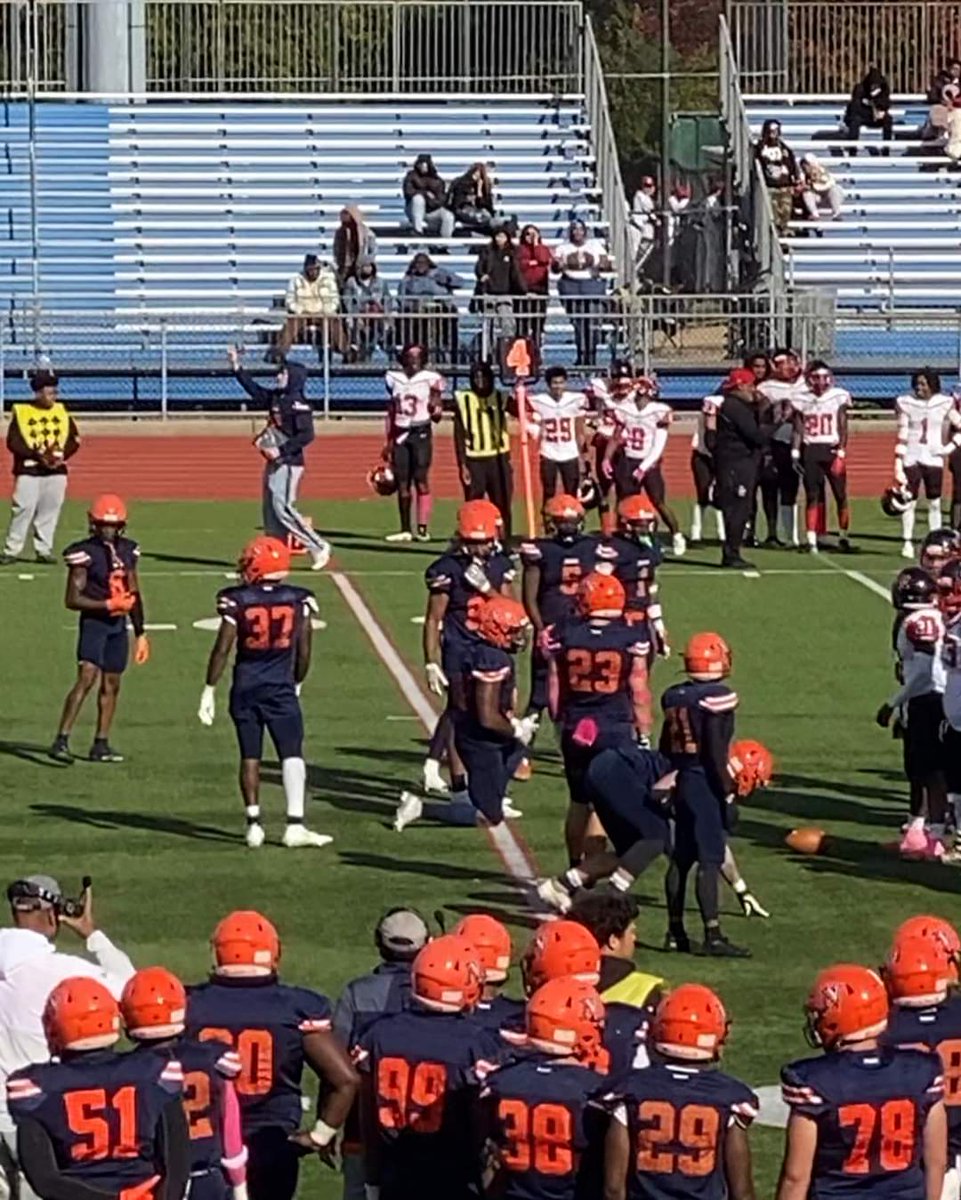 <a href="/TeaneckFB/">Teaneck High School Football</a> <a href="/TeaneckjrFB/">Teaneck Jr. Football</a> <a href="/lionsncc/">Nassau Athletics</a> <a href="/nateburleson/">Nathaniel E Burleson</a> The wife and I started early for a Brooklyn game for Jamier..then went out to Nassua for Jaylens game and finished off back home for Josiah game!!! How was ya day!!! #brickbybrick #bricklayers