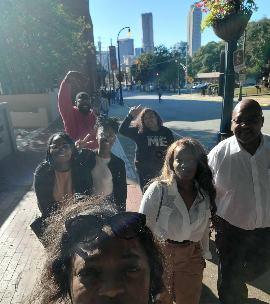 LUCollegiate100's tweet photo. Was able to squeeze in a short field trip to downtown Atlanta to see Martin Luther King, Jr Historical Park and childhood home, fire station, and Ebenezer Baptist Church. #C100Conf #nextgen2022 #WeAreLU @LamarUniversity 
@100Beaumont @100BlackMen https://t.co/SC3J3T8wny