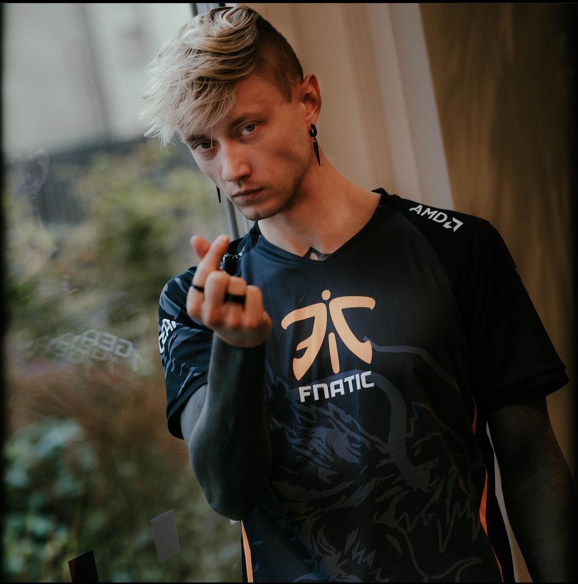 KC fans want to see this Rekkles picture disappear from the Internet, so I invite you not to share it to avoid offending them at all costs 🤗