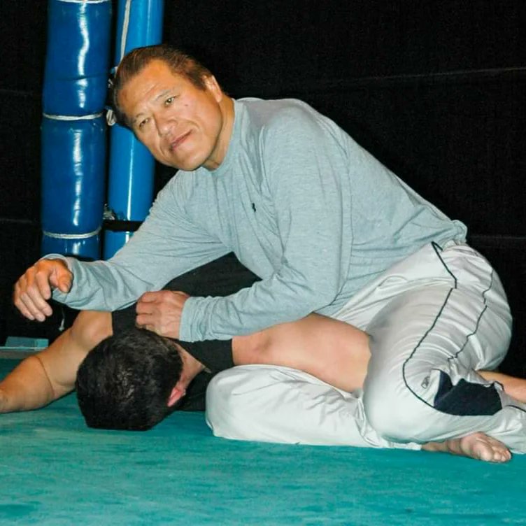 HartleyJackson_'s tweet photo. (1) At training we laughed... (2) then got destroyed. Everyday day was worth it. Rest in peace Sensei 🙏
#ripinoki #younglion #inokidojo #losdojo #ladojo #njpw #antonioinoki #wrestlerampage #ganpro https://t.co/VyFmS3DJq6