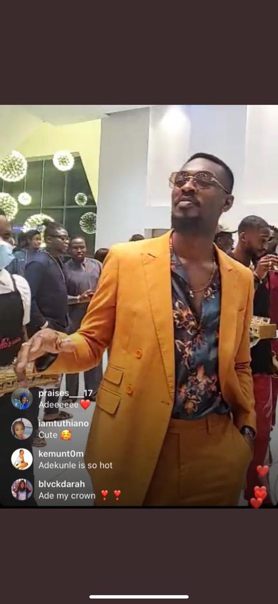 MomohHappiness3's tweet photo. 4 slices of snacks 🍔🥞
You see that neck chain, it's giving soft boy vibe🥰🥰...
All shades of gorgeousness and attractiveness.....
@adekunleolopade you are hot🔥

#AdekunleOlopade 
#FOLLOWADEKUNLE 
#ADEKUNLEISLOVED
#AdekunleTheBrand #BBNAIJA https://t.co/CNkX2JLBBm